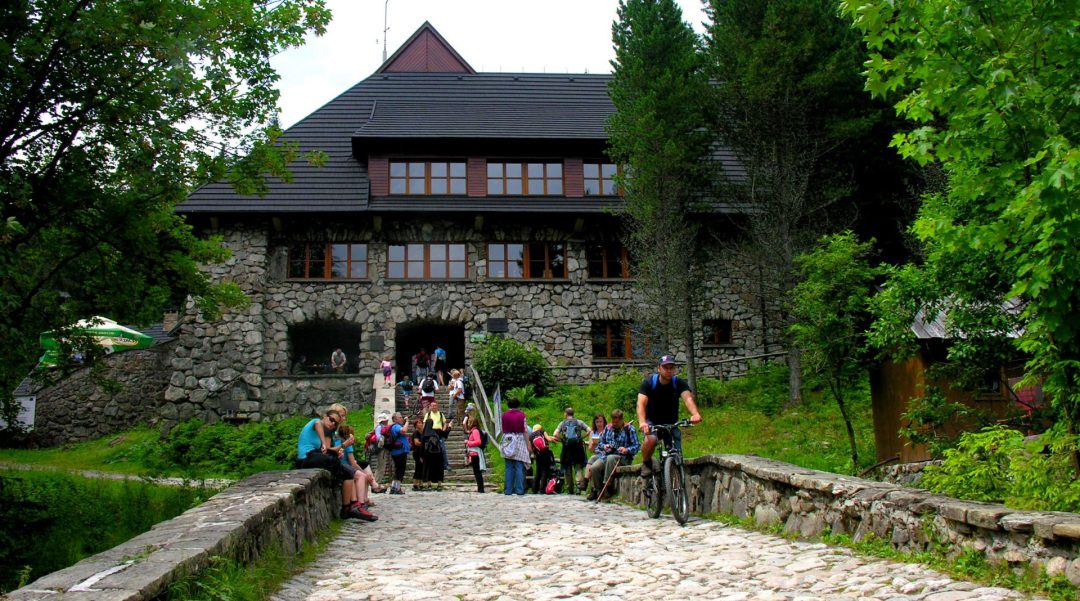 Schronisko PTTK na Polanie Chochołowskiej