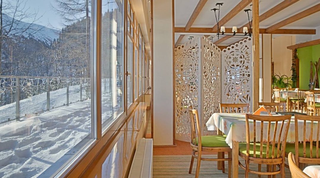 Jadalnia w hotelu Kalatówki